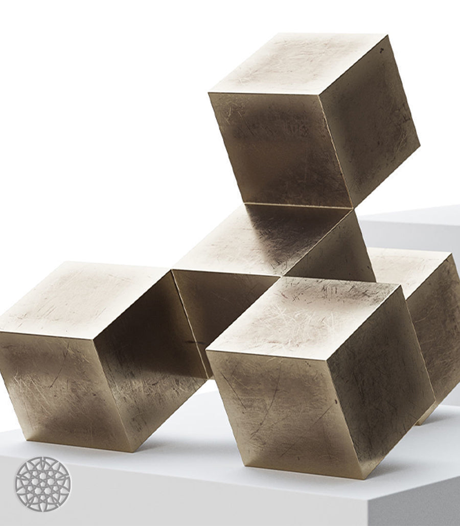 Sculpture Géométrique en Laiton – Art Minimaliste