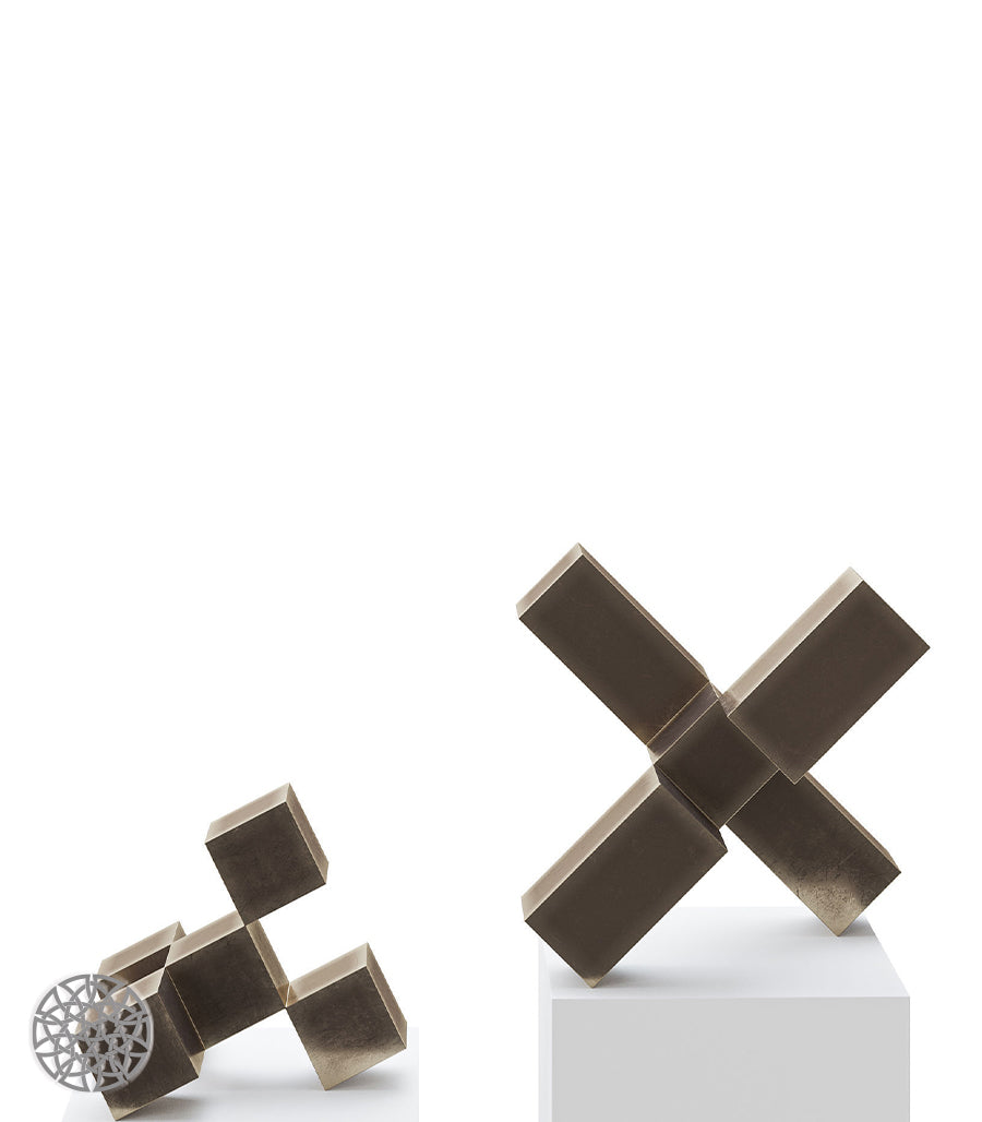 Sculpture Géométrique en Laiton – Art Minimaliste