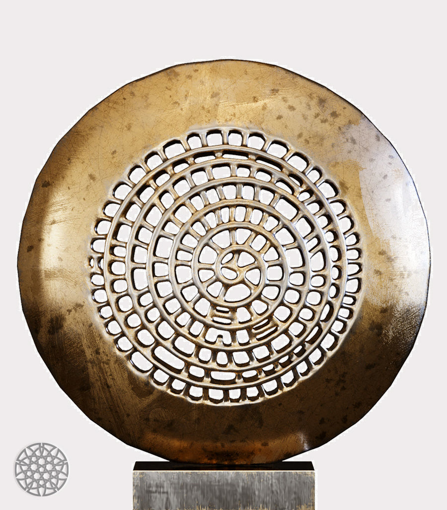 Sphère Éthérée – Sculpture Abstraite en Laiton