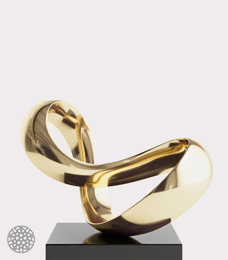 Sculpture Abstraite en Laiton – Élégance et Modernité