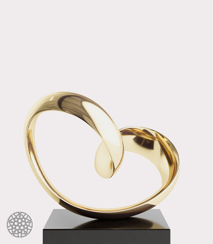 Sculpture Abstraite en Laiton – Élégance et Modernité