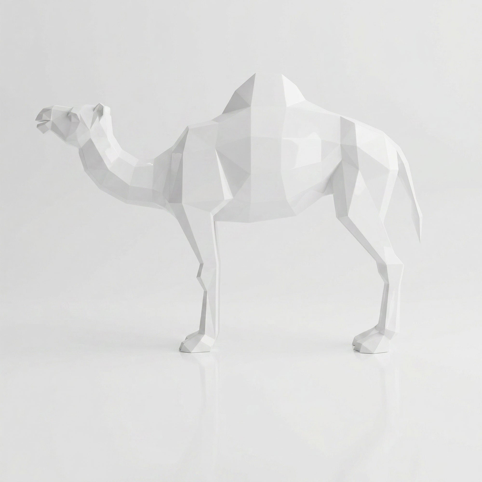 Sculpture chameau en polygone Petite Format