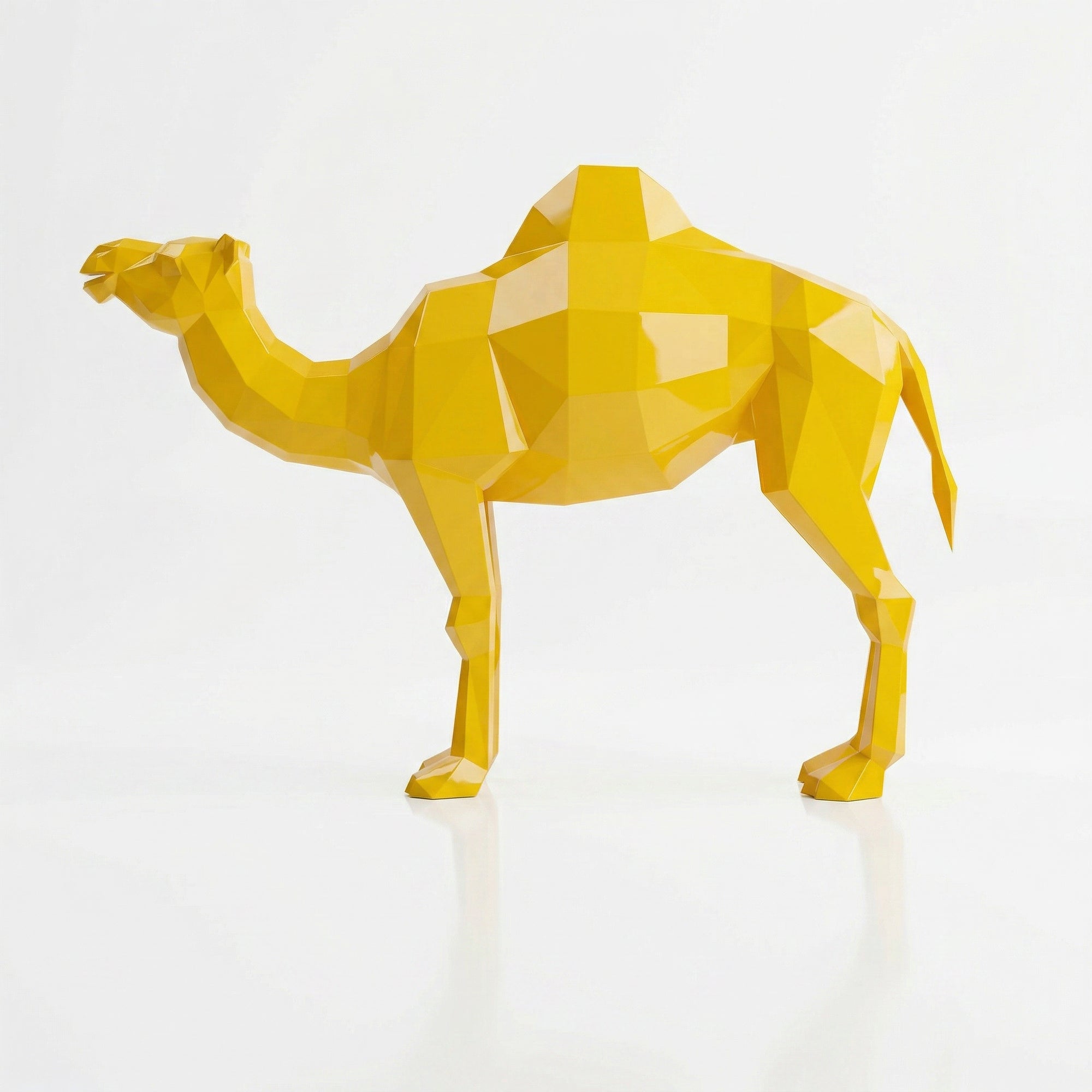 Grande Sculpture de Chameau Polygone