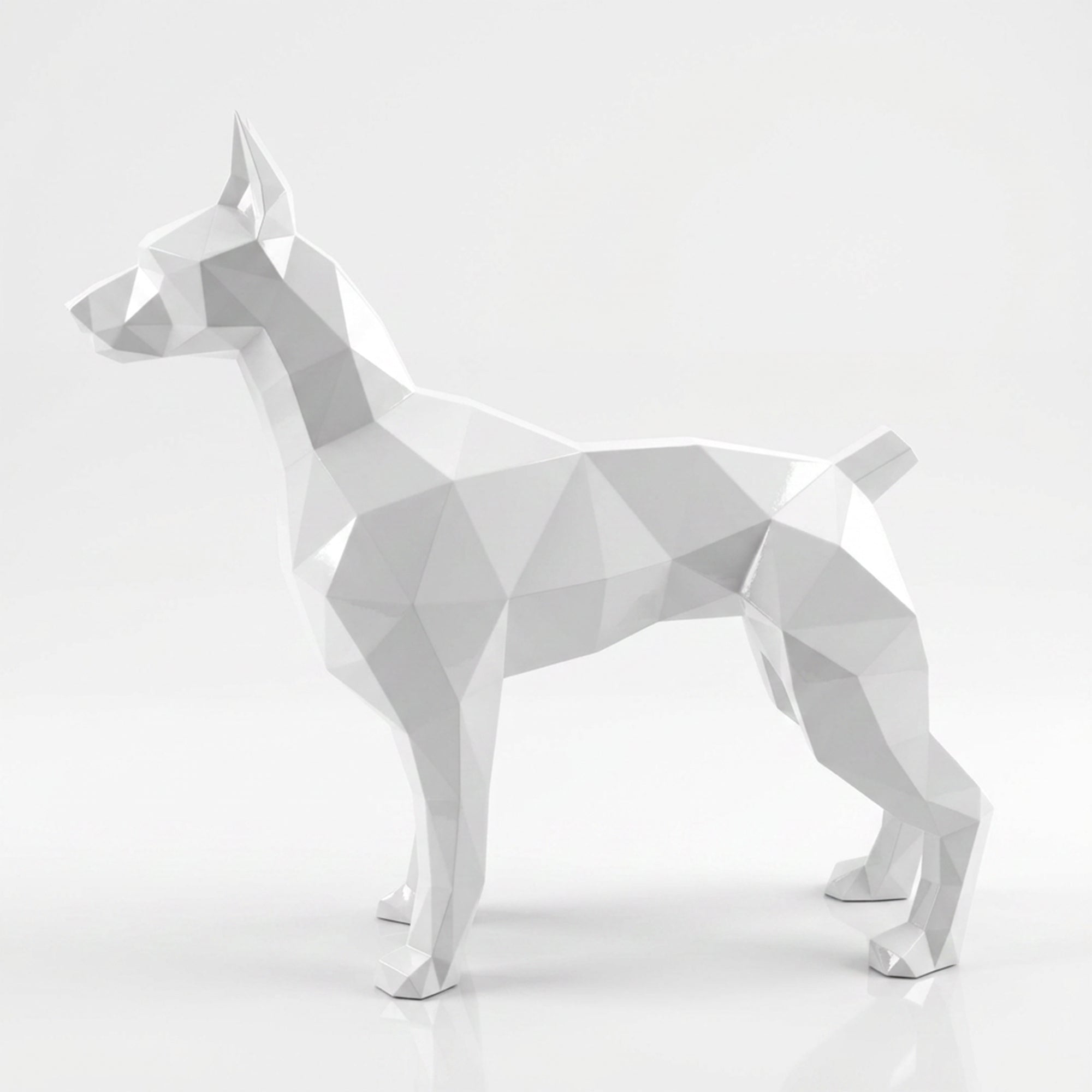 Grande Sculpture Doberman Polygone