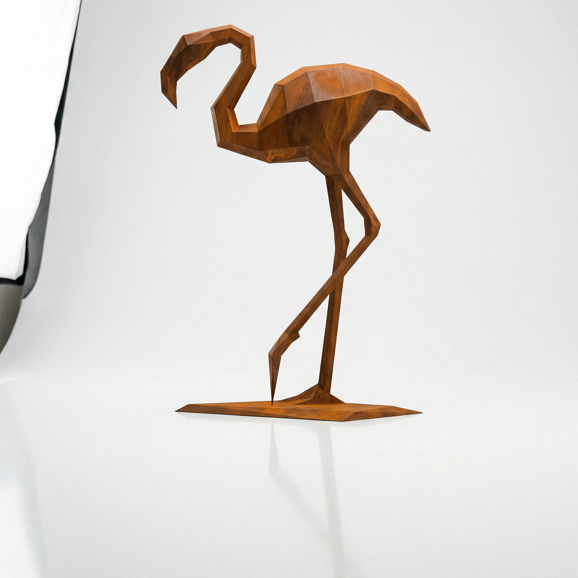 Sculpture contemporaine flamant rose
