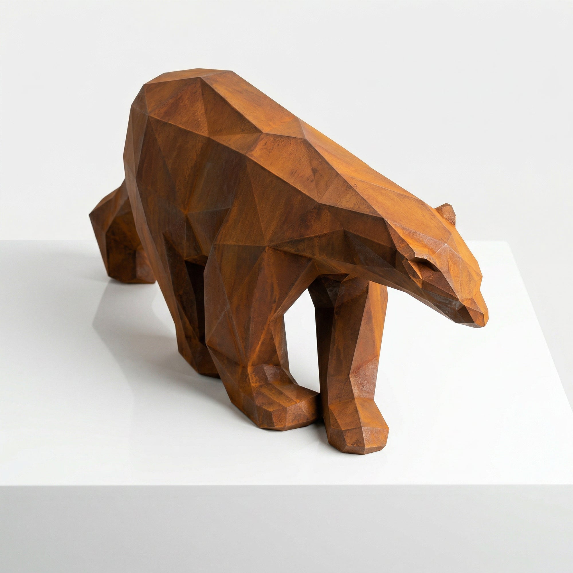 Grande Sculpture Polygone Ours