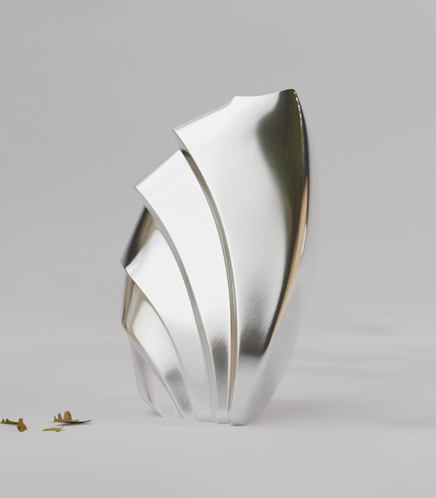 Sculpture &quot;Éclat Minéral&quot; – Structure en Failles