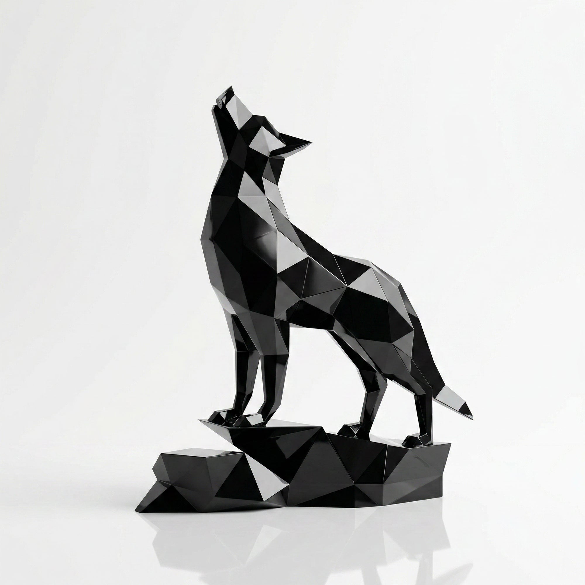 Loup Origami – Grande Sculpture Polygone